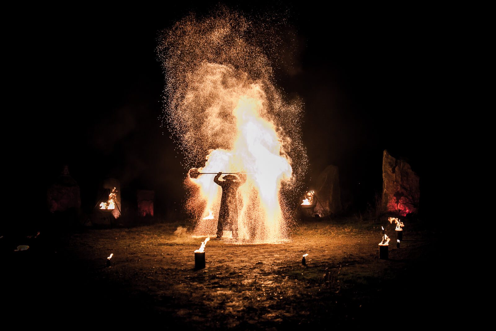 Spectacle Pyrotechnique Jongleurs de Feu,Spectacle Lumineux